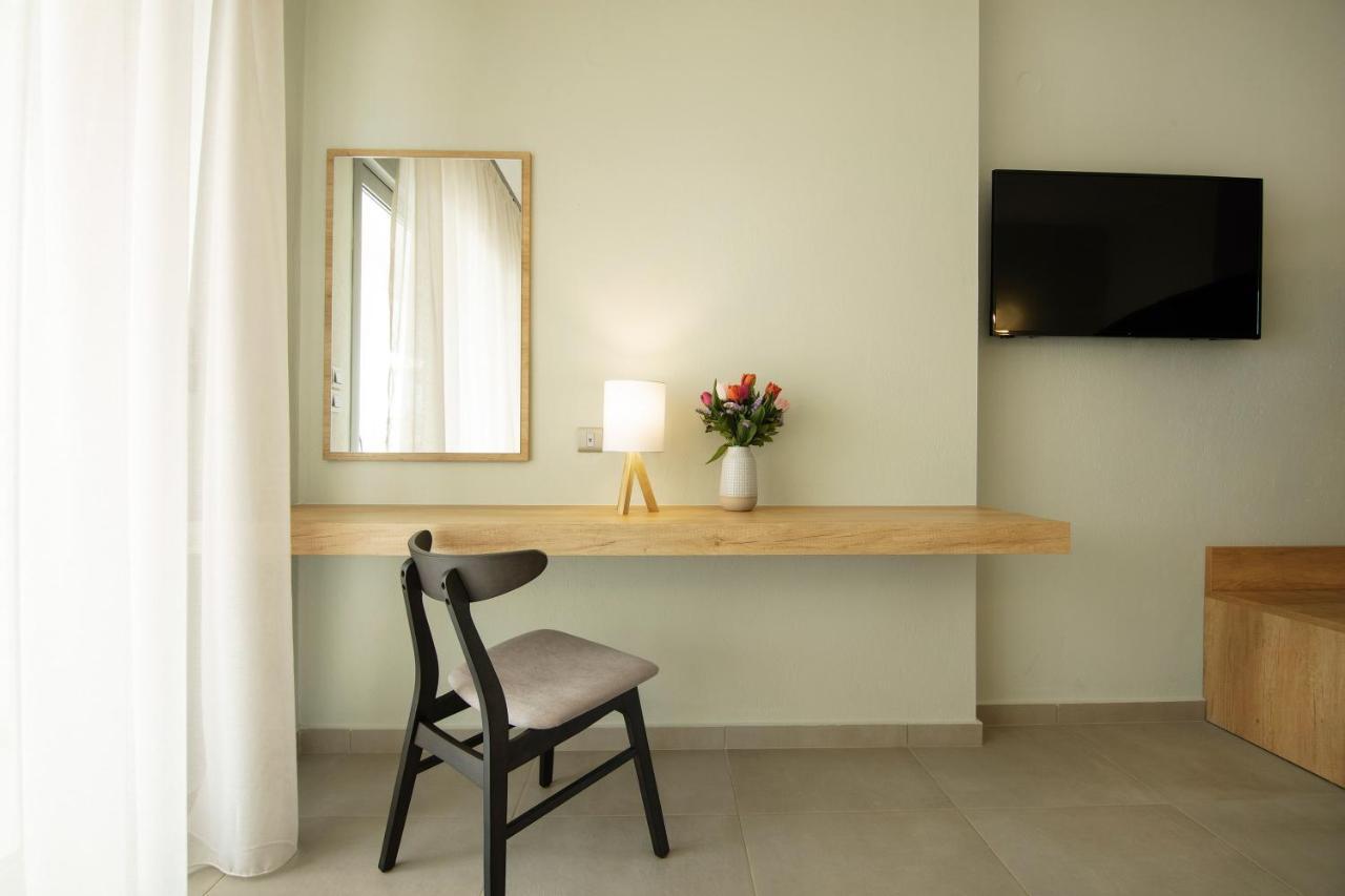 Le Grand Reve Aparthotel เยราคินิ ภายนอก รูปภาพ