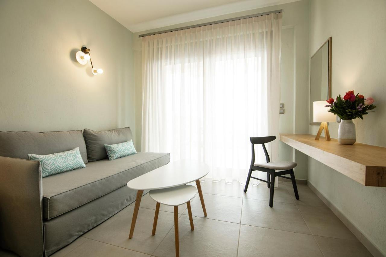 Le Grand Reve Aparthotel เยราคินิ ภายนอก รูปภาพ